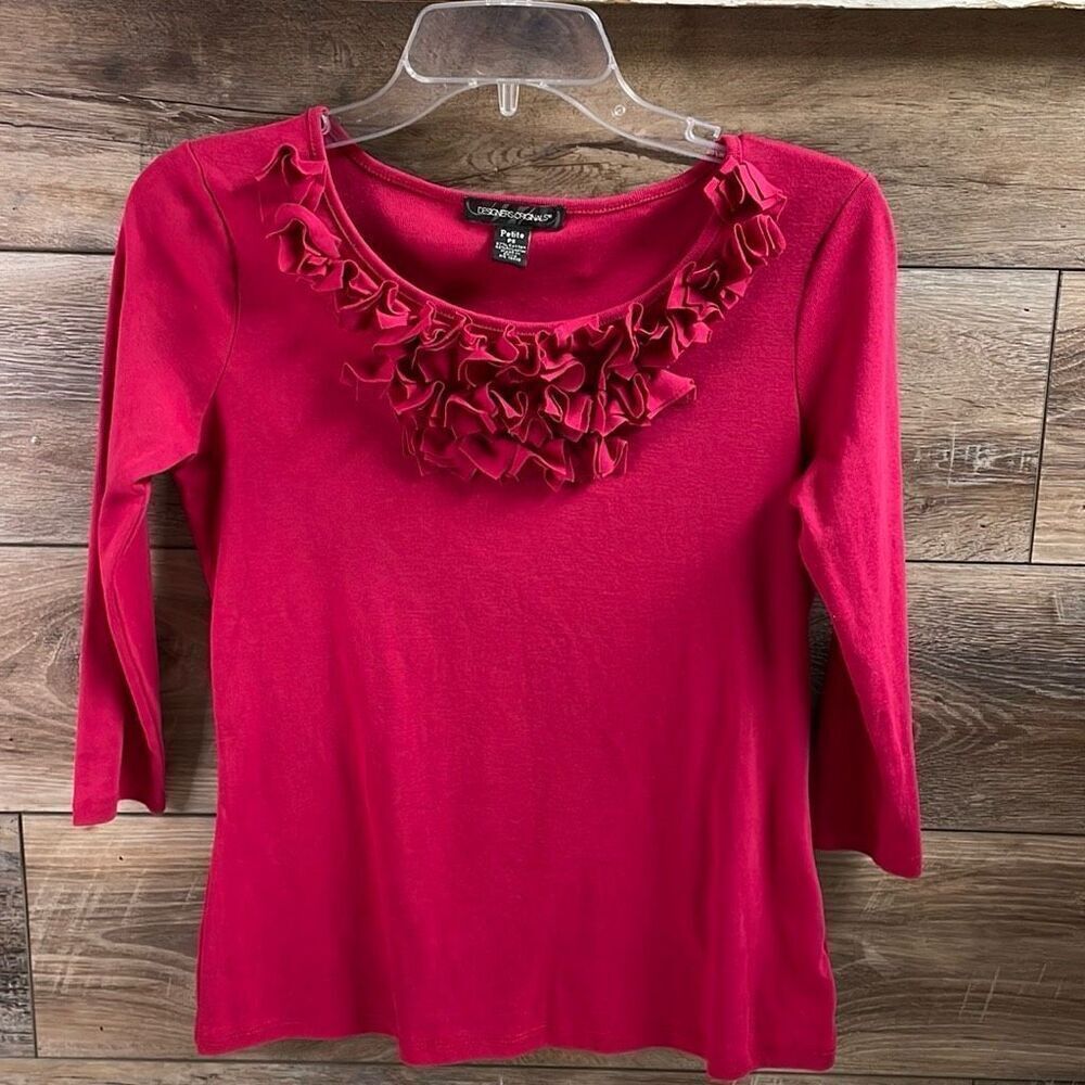 DESIGNER ORIGINALS Ladies Pullover 3/4 Sleeves Top Ruffled Red Petite Sz Small